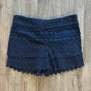 LOFT Riviera Eyelet Lace Shorts Navy Blue Size 4 100% Cotton